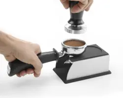 Kaffetamper med fjäder