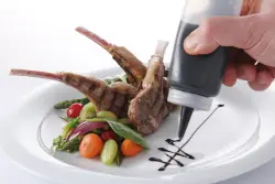 Klämflaska, transparent, 0,2L Från Hendi