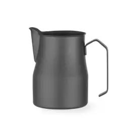 Mjölkkanna V-formad pip - Teflonbeläggning svart 700 ml