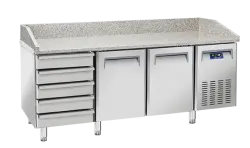 Pizzabänk 2 dörrar och 5 neutrala lådor