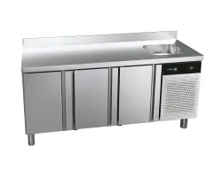 Kylbänk med 3 dörrar och ho - Concept - 1792x700x850mm - Fagor