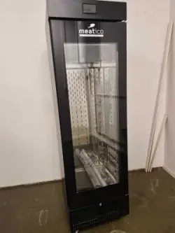 Demo - Hängmörnings kyl för fisk