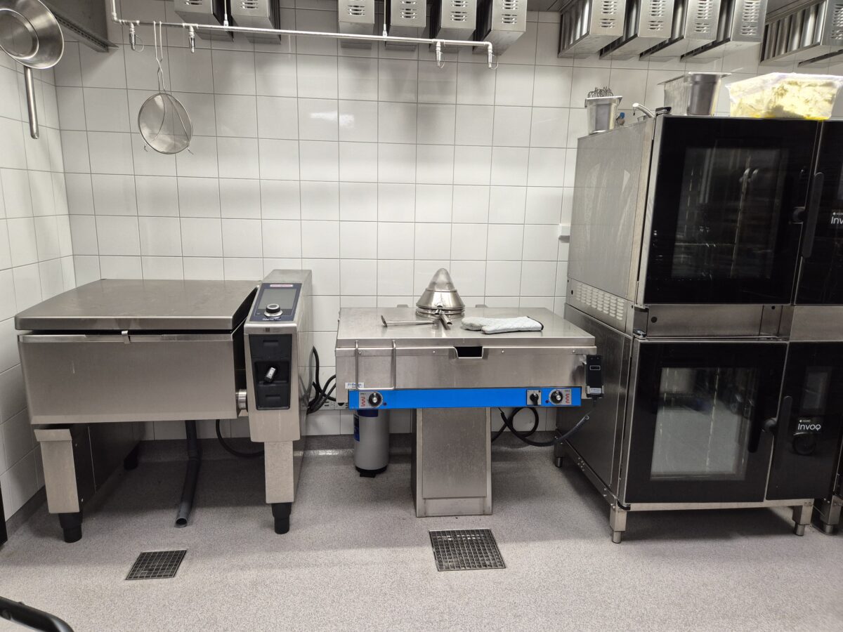 Rational Ivario, stekbord fråån Fribergs, ugnar från Hounö