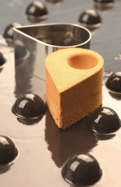 Silikonform 45 halvsfärer – Flexipan 2,6 cm