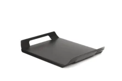 Svarta service- och buffébrickor 43,4x32,5 cm med 45° handtag