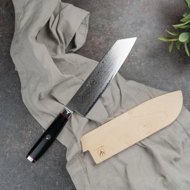 Kiritsuke 20cm inkl knivskydd - Yaxell Super Gou Ypsilon