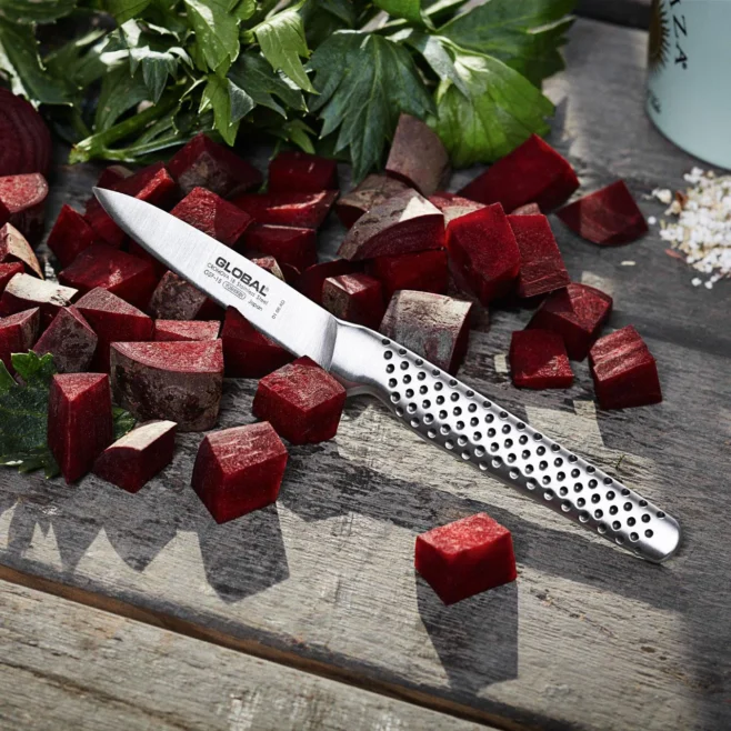 Skalkniv 8 cm smidd - Global Classic