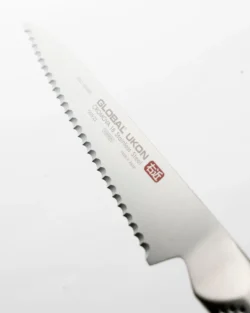 Allkniv 15 cm tandad vänsterslipad - Global Ukon